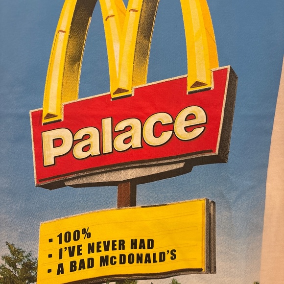 Palace x McDonald's Sign T-shirt Men’s Large - Picture 2 of 4